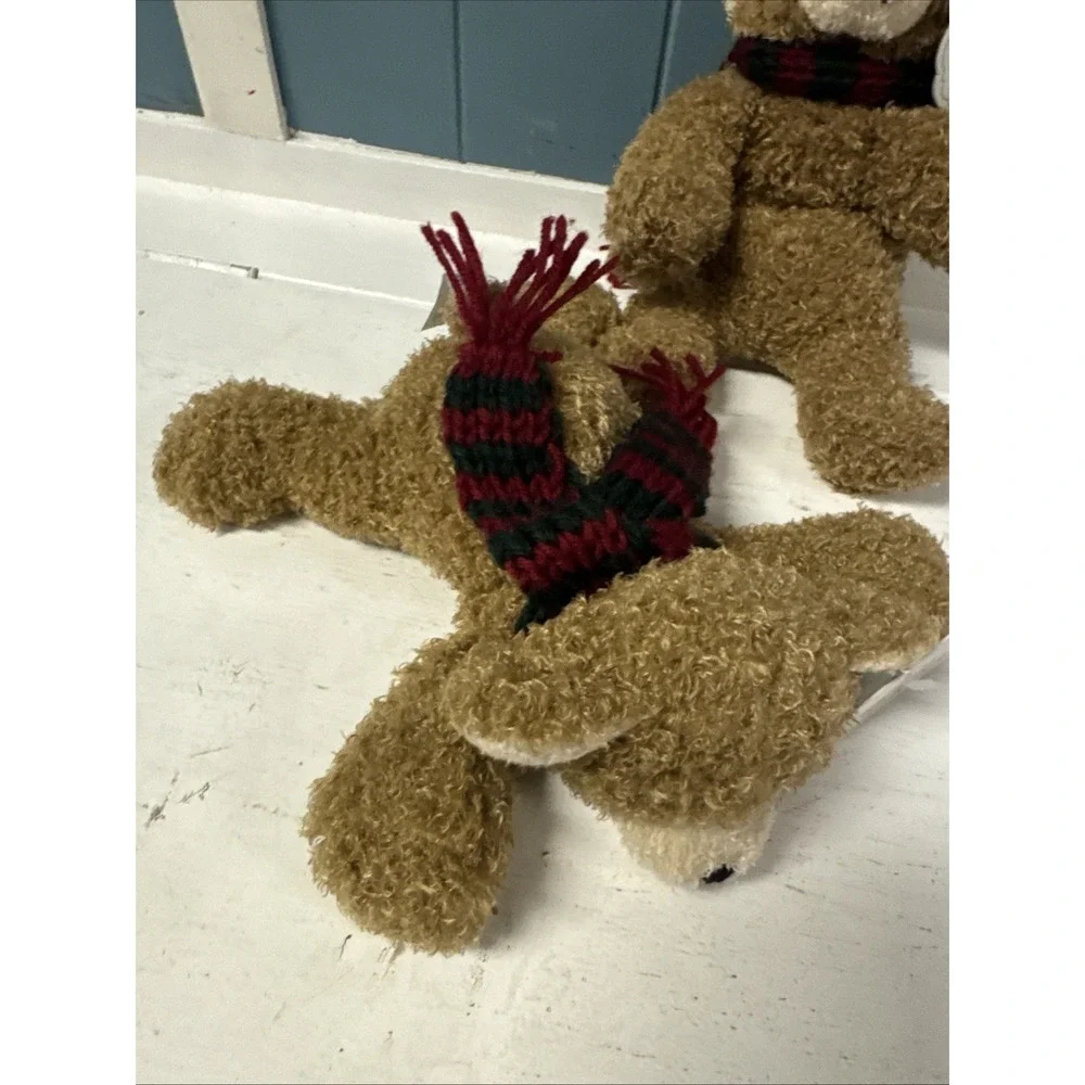 Pair‎ Of New (2) Holiday Wishpets Bears With Scarves Christmas 11045